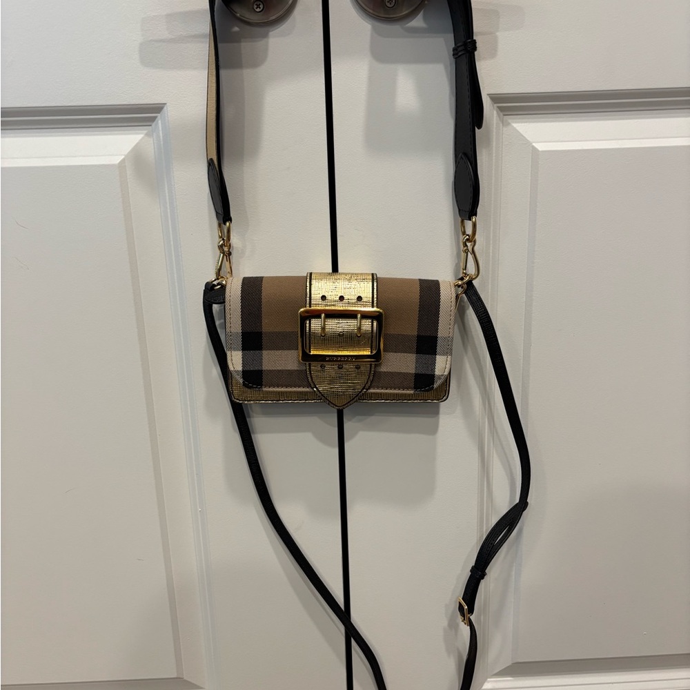 Burberry Belt Bag Crossbody Signature Check Gold Buckle w/ Dust Bag - Picture 13 of 16